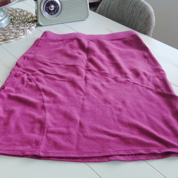 EUC - Toad & Co Tomboy Magenta Skirt - Picture 4 of 8